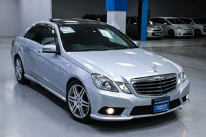 Седан Mercedes-benz E-класс 2009 года, 1658000 рублей, Солонцы