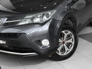 Внедорожник Toyota RAV4 2013 года, 1949999 рублей, Тверь