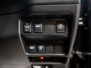 Внедорожник Nissan X-Trail 2018 года, 2279000 рублей, Красноярск