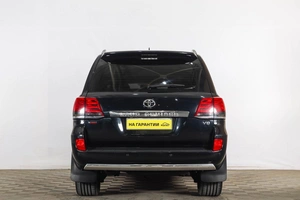 Внедорожник Toyota Land Cruiser 2014 года, 4599000 рублей, Тюмень
