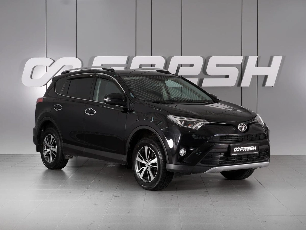 Внедорожник Toyota RAV4 2018 года, 2299000 рублей, Минеральные Воды
