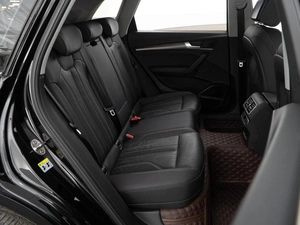 Внедорожник Audi Q5L 2023 года, 5489999 рублей, Москва