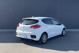 Хетчбэк Kia Ceed 2017 года, 1280000 рублей, Солонцы