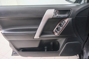 Внедорожник Toyota Land Cruiser Prado 2013 года, 3799000 рублей, Красноярск