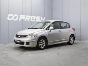 Хетчбэк Nissan Tiida 2011 года, 660000 рублей, Омск