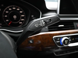 Седан Audi A4 2016 года, 2279000 рублей, Кирилловка