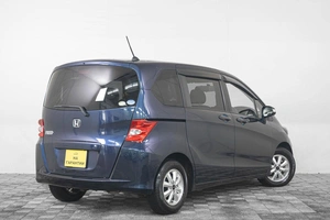 Минивэн Honda Freed 2010 года, 1059000 рублей, Кемерово