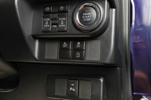 Минивэн Toyota Roomy 2021 года, 1239000 рублей, Тюмень
