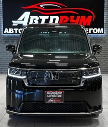 Минивэн Honda Stepwgn Spada 2023 года, 2950000 рублей, Красноярск