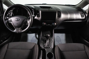 Седан Kia Cerato 2013 года, 979000 рублей, Сургут