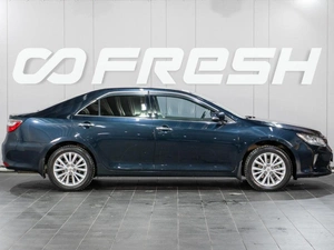 Седан Toyota Camry 2015 года, 2299000 рублей, Сургут