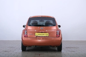 Хетчбэк Nissan March 2002 года, 199000 рублей, Омск