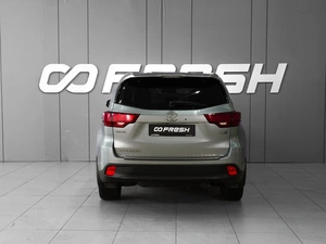 Внедорожник Toyota Highlander 2014 года, 2547000 рублей, Тверь