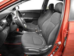 Седан Kia Rio 2012 года, 799900 рублей, Казань