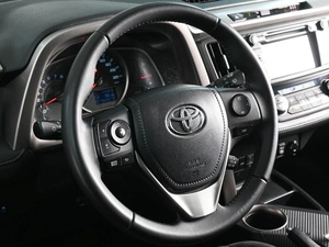 Внедорожник Toyota RAV4 2014 года, 2129000 рублей, Ростов-на-Дону
