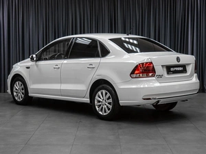 Седан Volkswagen Polo 2016 года, 1079000 рублей, Тюмень