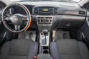 Седан Toyota Corolla 2006 года, 789000 рублей, Барнаул