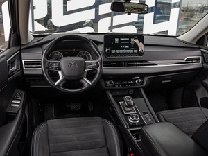 Внедорожник Mitsubishi Outlander 2022 года, 3750000 рублей, Краснодар