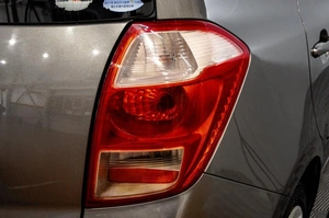Хетчбэк Toyota Ractis 2006 года, 709000 рублей, Барнаул