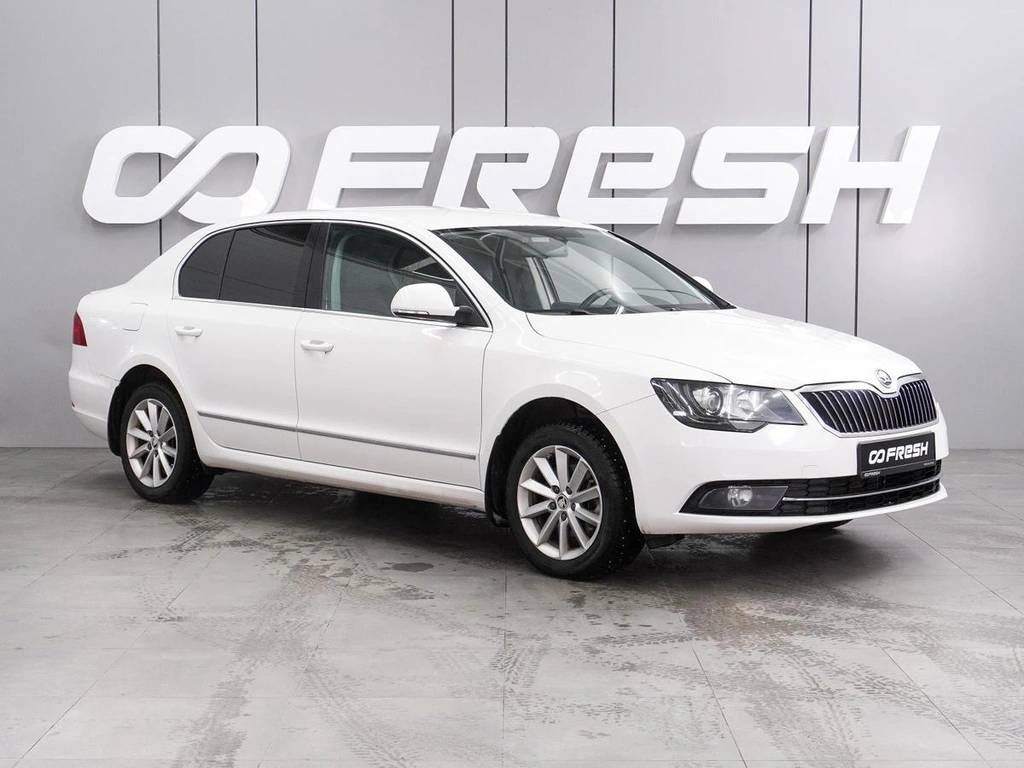 Лифтбек Skoda Superb 2013 года, 1222000 рублей, Воронеж