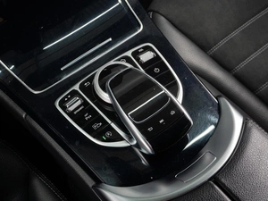 Седан Mercedes-benz C-класс 2018 года, 2599000 рублей, Тюмень