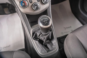 Седан Chevrolet Aveo 2015 года, 739000 рублей, Томск