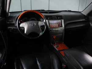 Седан Toyota Camry 2011 года, 1335000 рублей, Красный Пахарь