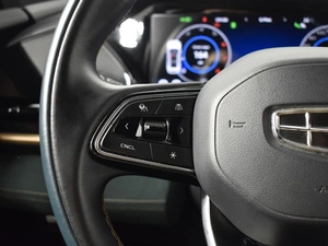 Внедорожник Geely Monjaro 2023 года, 3553900 рублей, Казань