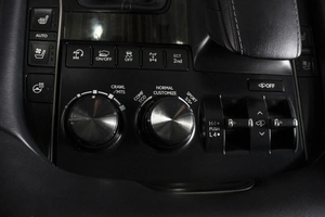 Внедорожник Lexus LX 2021 года, 12000000 рублей, Омск