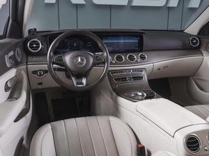 Седан Mercedes-benz E-класс 2017 года, 3500000 рублей, Ростов-на-Дону