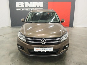 Внедорожник Volkswagen Tiguan 2014 года, 1580000 рублей, Курск