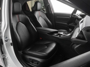 Седан Toyota Camry 2020 года, 3189000 рублей, Тюмень