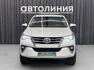 Внедорожник Toyota Fortuner 2017 года, 3000000 рублей, Красноярск