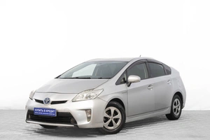 Лифтбек Toyota Prius 2013 года, 1149000 рублей, Барнаул