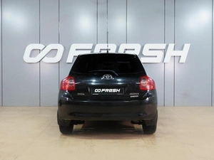 Хетчбэк Toyota Auris 2008 года, 689000 рублей, Воронеж