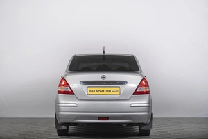 Седан Nissan Tiida 2013 года, 959000 рублей, Томск