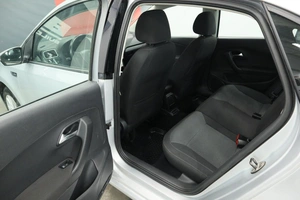 Седан Volkswagen Polo 2017 года, 1050000 рублей, Курск