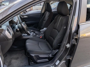 Седан Mazda 3 2018 года, 1549000 рублей, Саратов