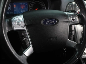 Седан Ford Mondeo 2008 года, 832000 рублей, Воронеж