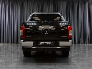 Пикап Mitsubishi L200 2019 года, 2349000 рублей, Тюмень