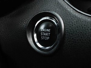 Внедорожник Toyota C-HR 2018 года, 2049000 рублей, Кирилловка