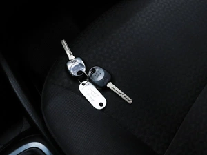 Седан Kia Rio 2015 года, 790000 рублей, Красноярск