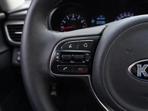 Седан Kia Optima 2017 года, 1499000 рублей, Саратов