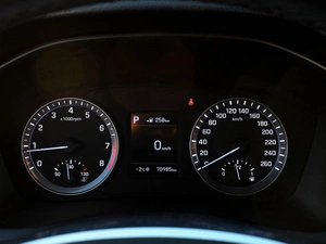 Седан Hyundai Sonata 2017 года, 1690000 рублей, Волгоград