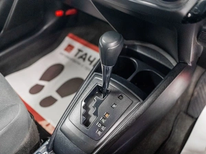 Седан Toyota Corolla Axio 2020 года, 1440000 рублей, Красноярск