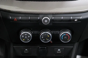 Седан ВАЗ (LADA) Vesta 2023 года, 1449000 рублей, Омск