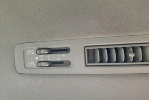 Минивэн Toyota Voxy 2001 года, 860000 рублей, Солонцы