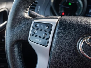 Внедорожник Toyota Land Cruiser Prado 2013 года, 2860000 рублей, Краснодар