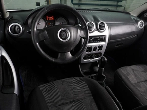 Седан Renault Logan 2012 года, 599000 рублей, Воронеж