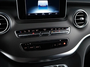 Минивэн Mercedes-benz V-класс 2019 года, 4698000 рублей, Москва